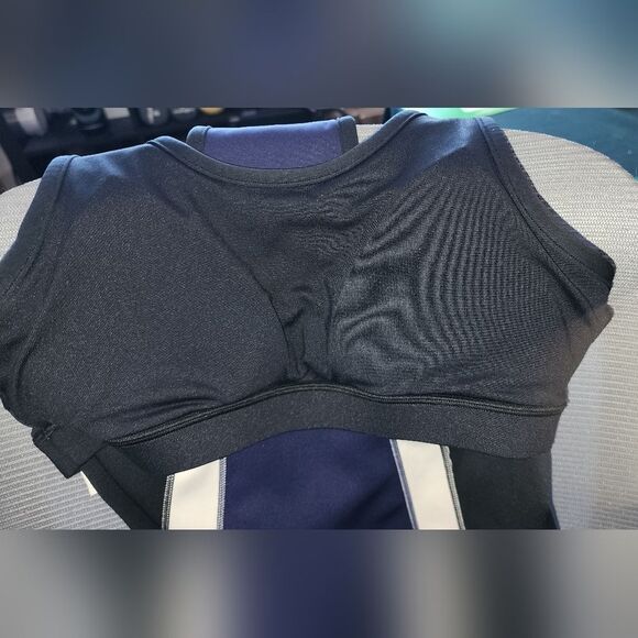 All Access athletic top with built in bra size small - Picture 11 of 11